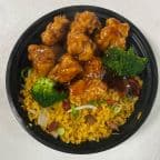 Best General Tso's Chicken (Lunch) in Hartford, CT
